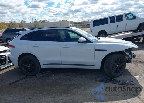 2021 Jaguar F-Pace R-Dynamic S P400 Awd Automatic z USA, uszkodzony, nr VIN SADCT2FU5MA667712